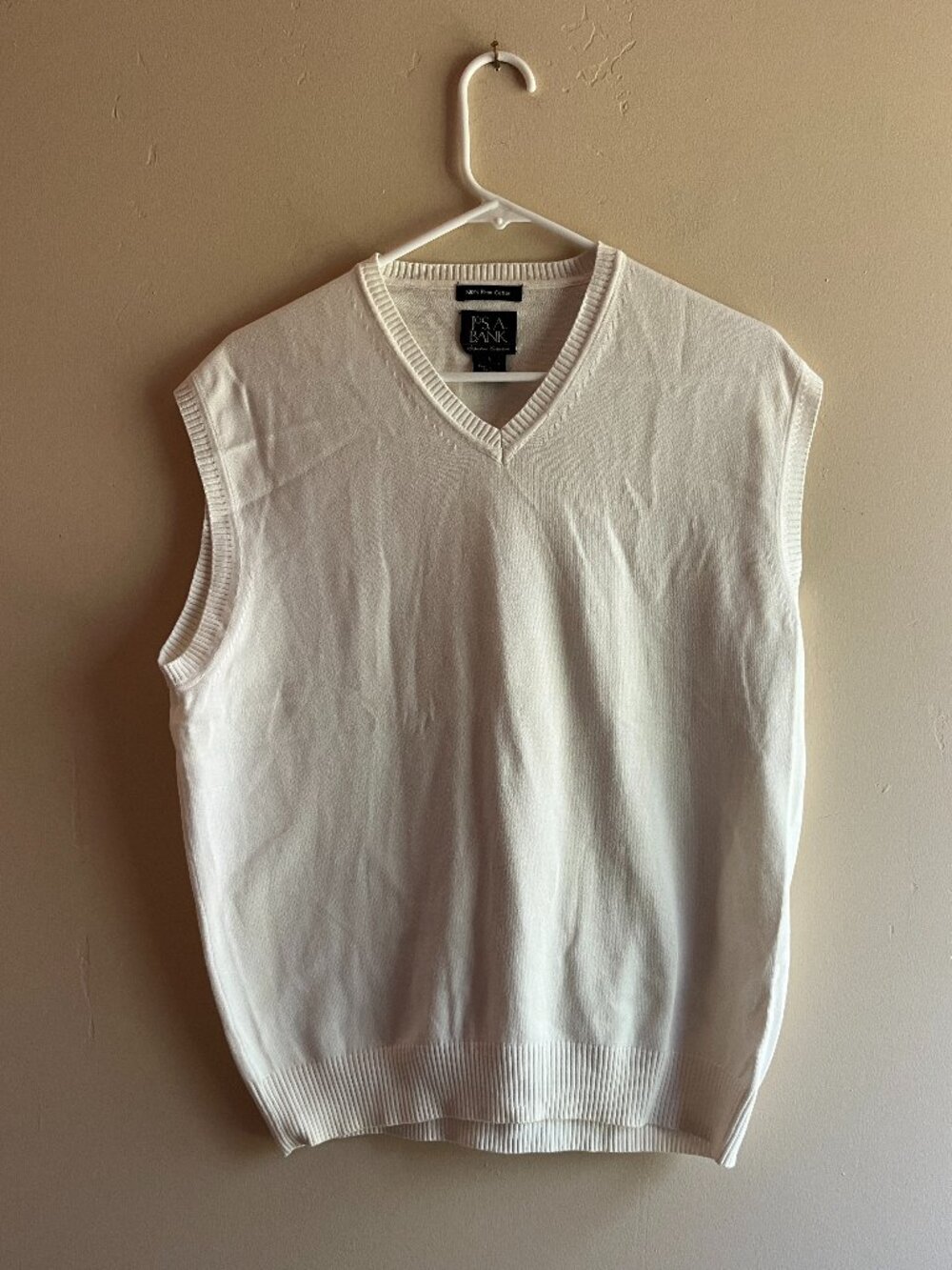 Jos A. Bank white pima cotton sweater vest coastal nautical winter ski preppy